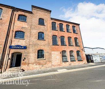 Studio to rent - Photo 6
