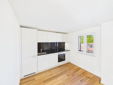 Totalsanierte 3.5-Zimmer Maisonettewohnung mit Balkon in Winterthur - Foto 3