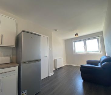 1 Bed Flat, Dykemuir Quadrant, G21 - Photo 1