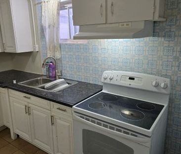 For Lease - 12 Bamford Crescent Unit# Lower, Toronto, Ontario - Photo 3