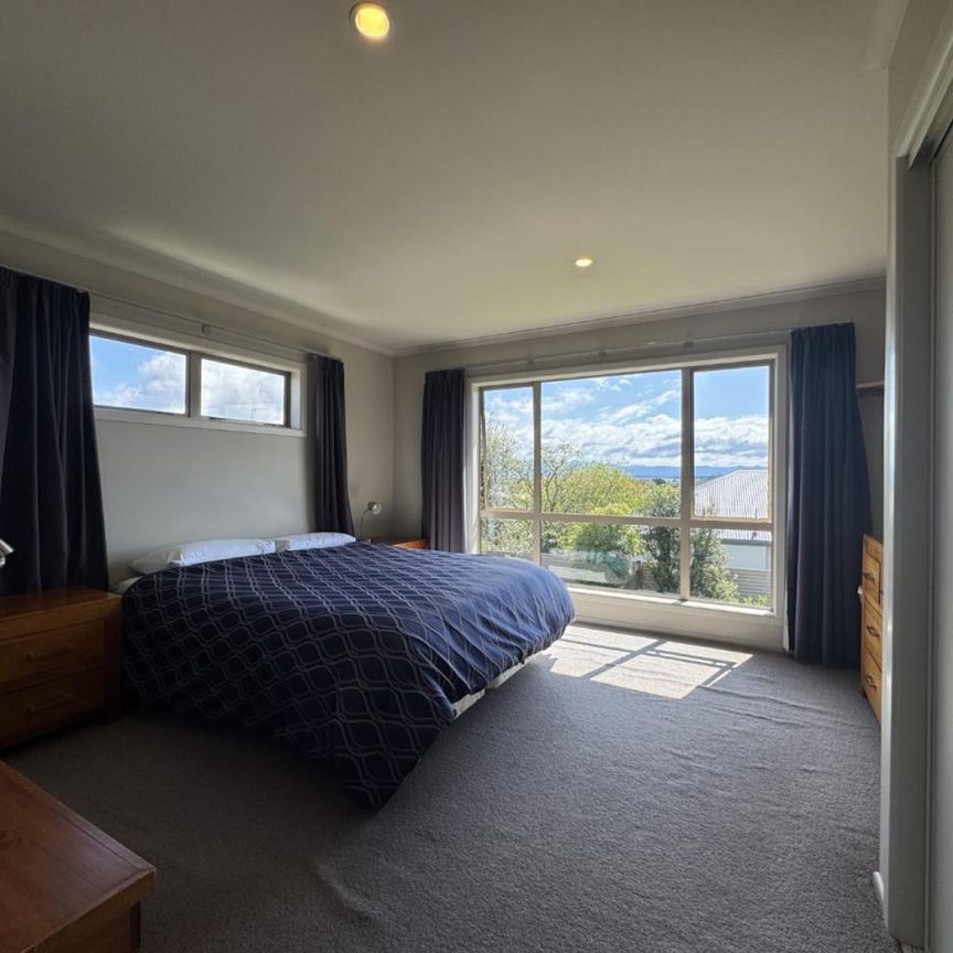 Perfect Family Home in Prime Stoke Location - Photo 1