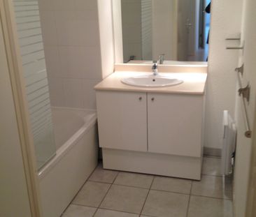 Location Appartement 4 pièces 73m² - Photo 2