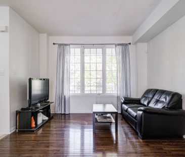 For Lease - 81 White's Hill Avenue, Markham, Ontario - Photo 1