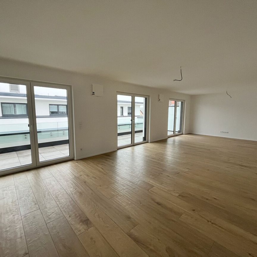 Mainz-Kastel: Vierzimmerwohnung mit EBK und TG-Platz in Rheinnähe! - Foto 1