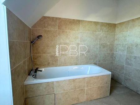 Location Maison 6 pièces 138m² REIMS 51100 - Photo 5