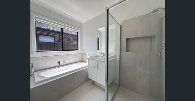 Brand New Stylish Family Home in Melton South - Photo 1