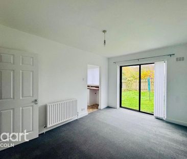 2 bedroom terraced bungalow to rent - Photo 3