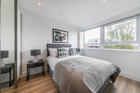 1 bedroom serviced apartment to rent - Photo 2