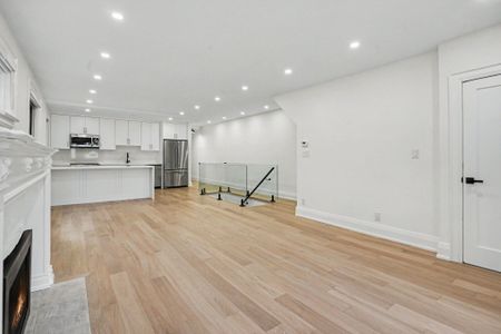 For Lease - 112 Hudson Drive Unit# Main, Toronto, Ontario - Photo 3