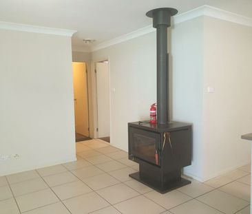 4 BEDROOM HOME WITH DOUBLE GARAGE, ENSUITE, AND COUNTRY VIEWS - Photo 1