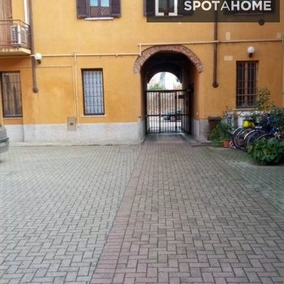 milan, Lombardy 20151 - Photo 1