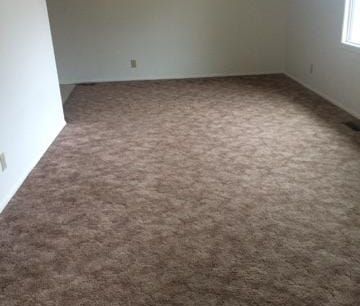 Freshly Painted 3 Bedroom Townhome – $1,700/month - Photo 1