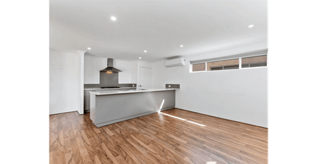 Modern Low maintenance living in the Avenue Estate Hilbert. - Photo 4