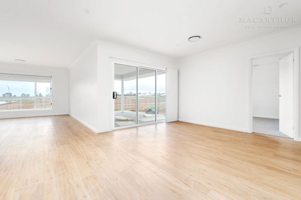 13 Lawrence Avenue, Gobbagombalin NSW 2650 - Photo 1