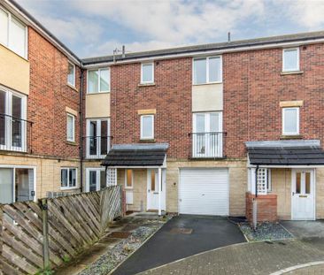 5 bedroom terraced house to rent - Photo 1