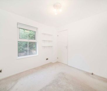Windmill Rise, KT2, London - Photo 2