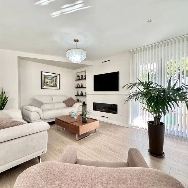 Alquiler de piso en Avenida Juan Luis Peralta, 3 - Photo 1