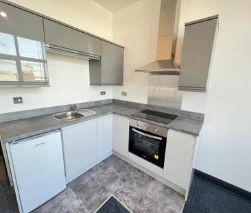 Studio to rent - Photo 3