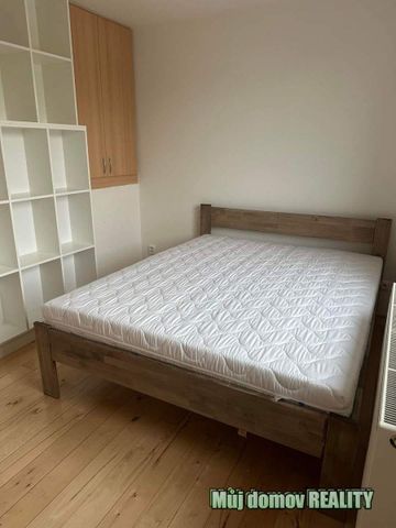 Pronájem bytu 3+kk 70 m², Odboje , Praha Kunratice - Photo 4
