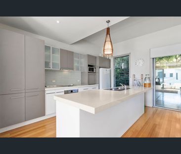 8/6 Diggers Beach Road, Coffs Harbour, NSW 2450 - Photo 5