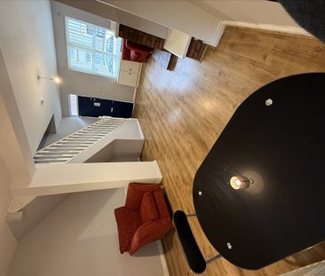 30 Hugh Street - Photo 3