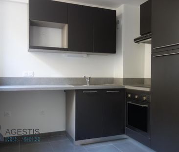 APPARTEMENT T2 49M - Photo 3