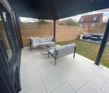 3 bedroom semi-detached house to rent - Photo 4