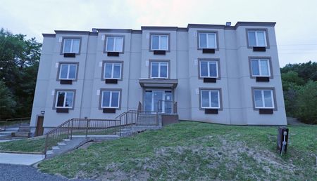 apartments at 1755 Regent Street - Photo 3