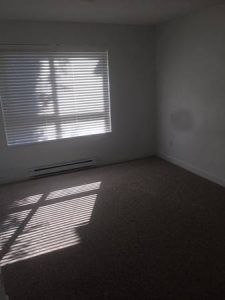 $2,450 / 2br – 891ft2 – The townhouse is located at the heart of Langley (QA20) - Photo 1