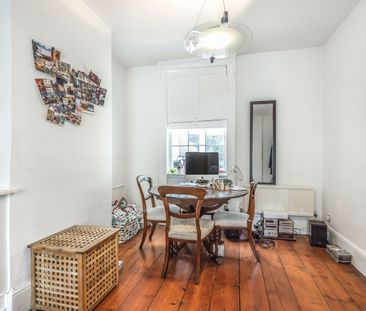 Terraced House to rent - Walnut Tree Road, London, SE10 - Photo 5