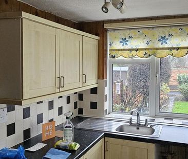 3 bedroom terraced house to rent - Photo 4