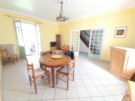 POITIERS, Quartier Cathédrale - maison meublée de type 4 - Photo 1