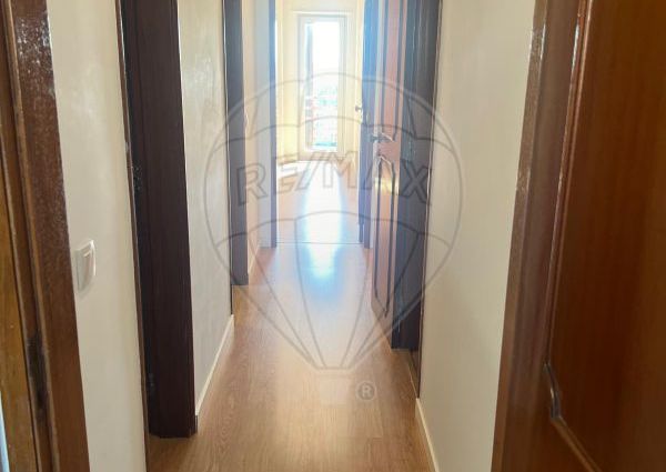 Apartamento T3 em Setúbal