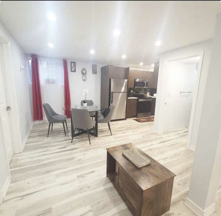 For Lease - 267 Bethune Avenue, Welland, Ontario - Photo 2