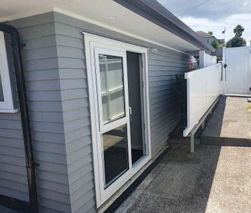 Meadowbank 1 bedroom unit - $ includes bills - Photo 1
