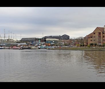 1 Bed Flat, Napier Court, BS1 - Photo 4