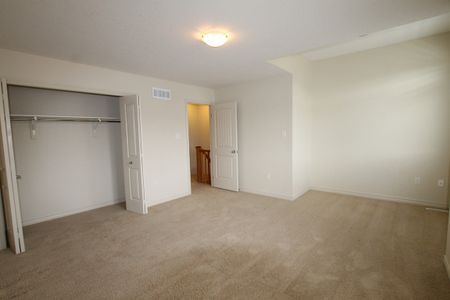 44 Waterford Drive - Photo 5