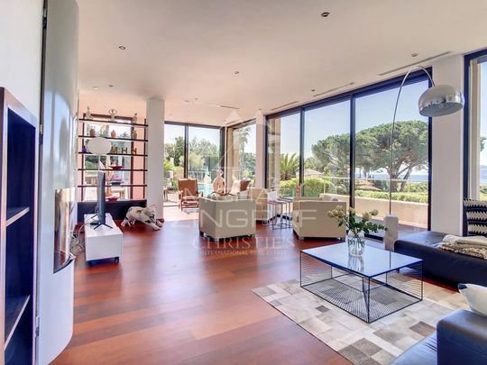 Proche Cannes - superbe villa vue mer - Photo 1