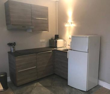 Beau studio meublé en location de 26,64m², situé rue Stanislas Gira... - Photo 2