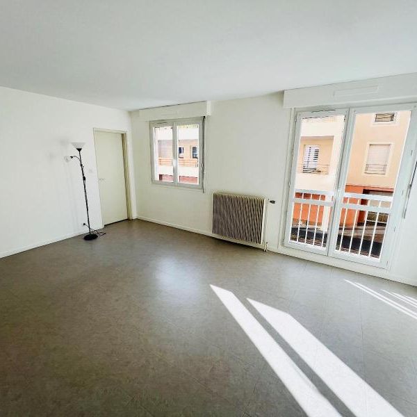 Location Appartement 2 pièces 58m² MACON 71000 - Photo 1
