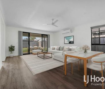 Family Size Home with 2 x Living - Close to Buxton Park & Local Sch... - Photo 1