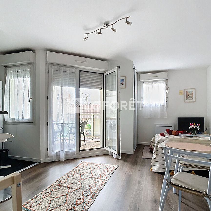 Apartment - Photo 1
