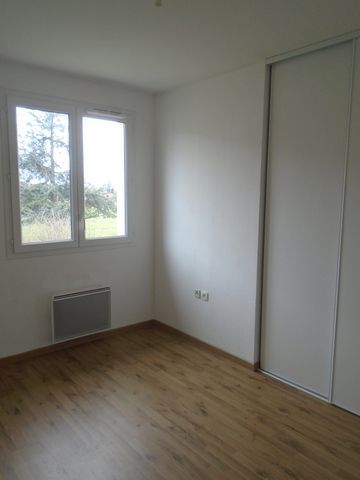 Location Maison 4 pièces 79m² LAUNAGUET 31140 - Photo 2