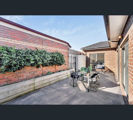 3/27 Walters Ave, Airport West, Vic 3042 - Photo 1