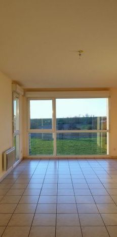 T2 AVEC PARKING - Photo 1