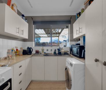 Cosy 2-Bedroom Home in Prime Gosnells Location! - Photo 4