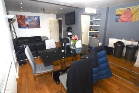 Furness Road, Fallowfield, Manchester, M14 - Photo 1