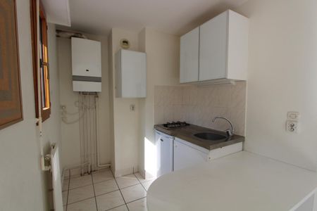 Location Appartement 1 pièce 26m² NANTES 44000 - Photo 3