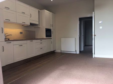 1 Bed Flat, Bedford Square, BN1 - Photo 5
