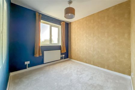 2 bedroom penthouse to rent - Photo 4